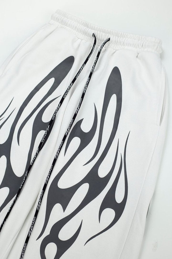 Tribal Flame Graphic Baggy Sweatpants