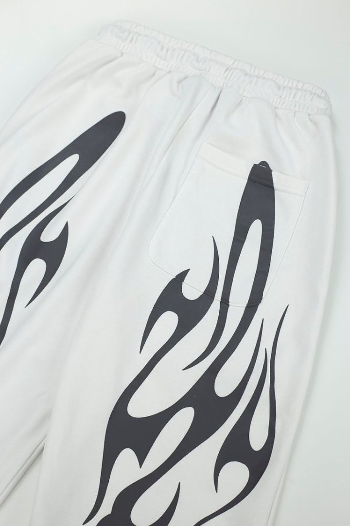 Tribal Flame Graphic Baggy Sweatpants