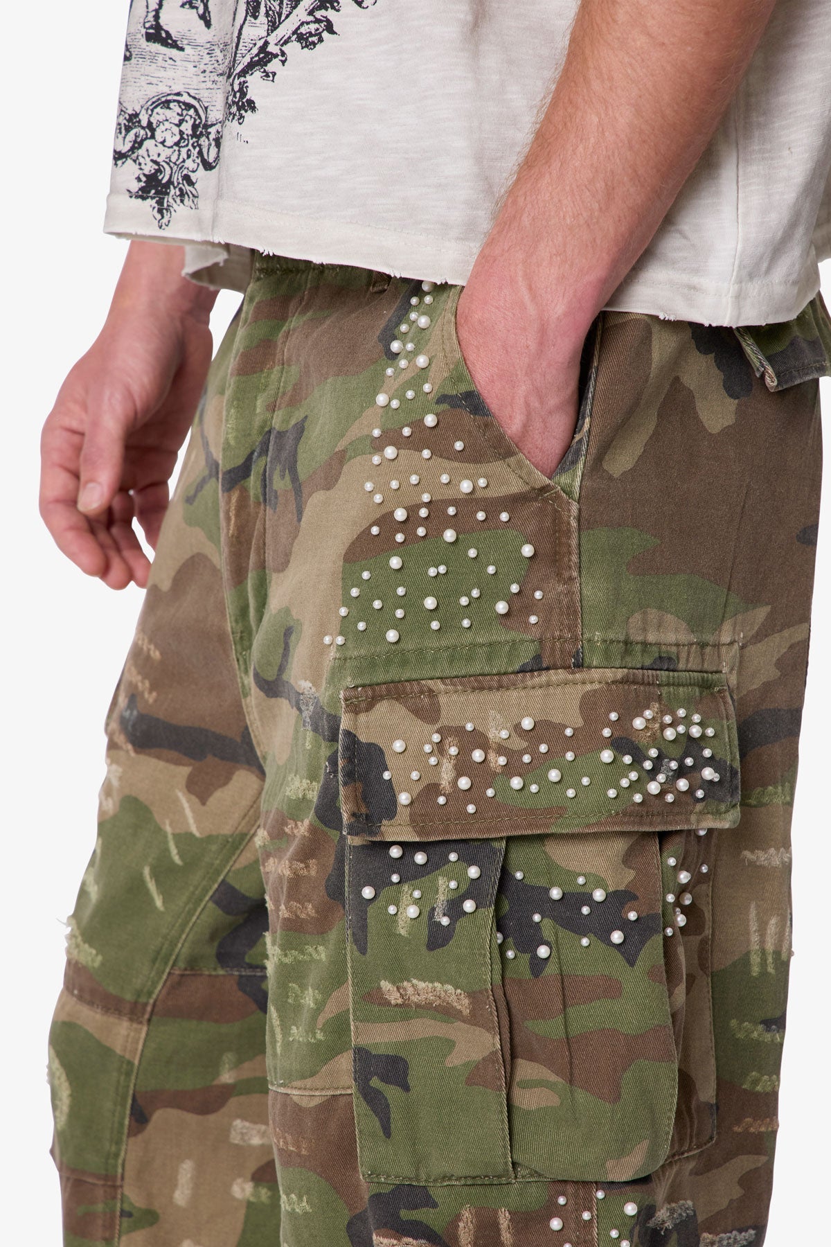 Pearled Cargo Shorts - Camo